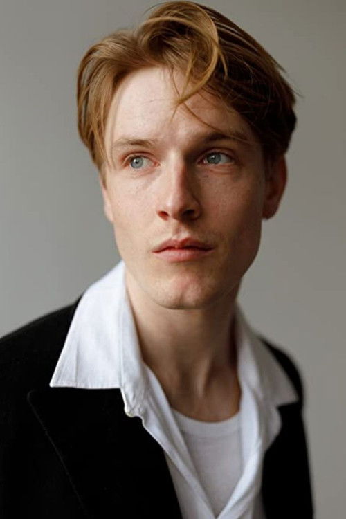 Photo of Louis Hofmann