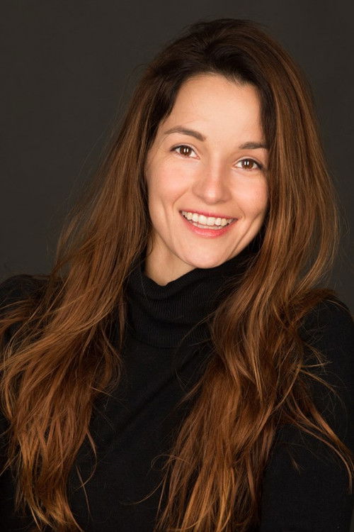 Photo of Esther Nubiola