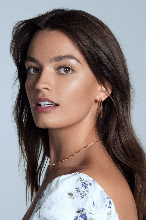 Photo of Emma Mackey