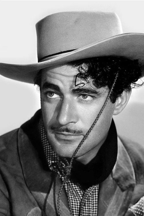 Photo of Gilbert Roland