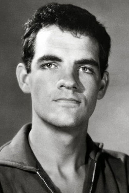 Photo of Gary Raymond