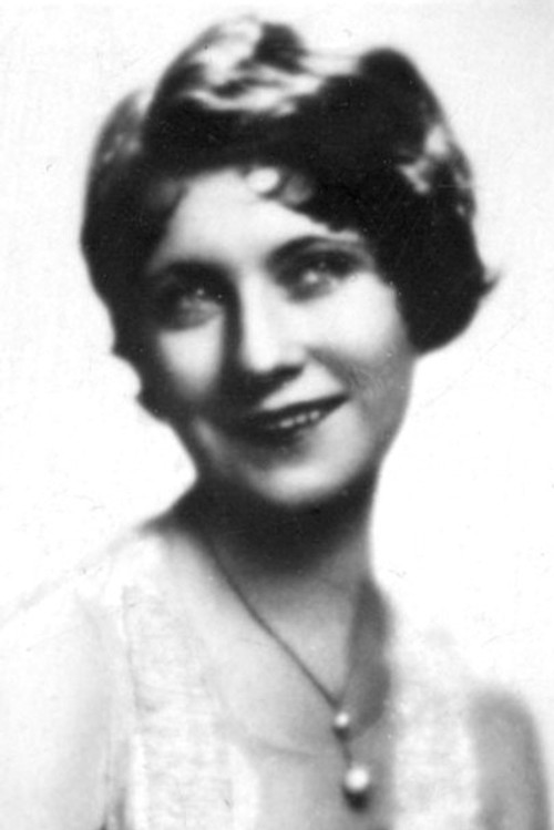 Photo of Helen Wright