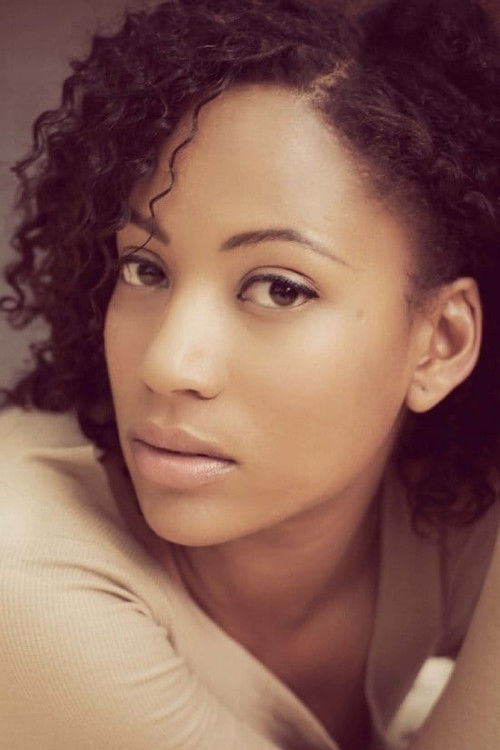 Photo of Natalie Paul