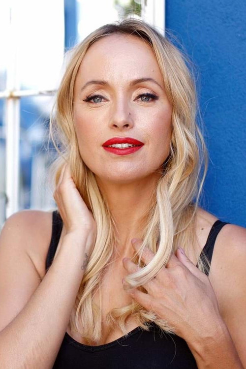 Photo of Marisa Cruz