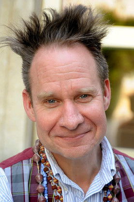 Photo of Peter Sellars