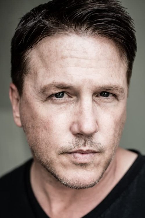Photo of Lochlyn Munro