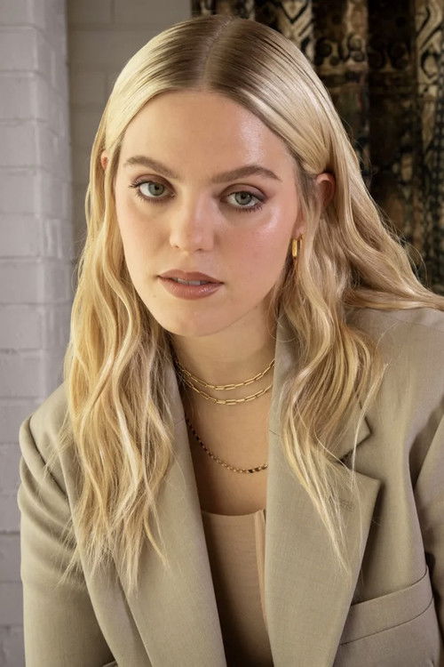 Photo of Reneé Rapp