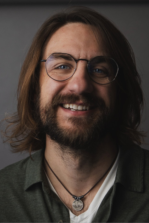 Photo of Travis Carlson