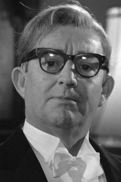 Photo of Buster Larsen