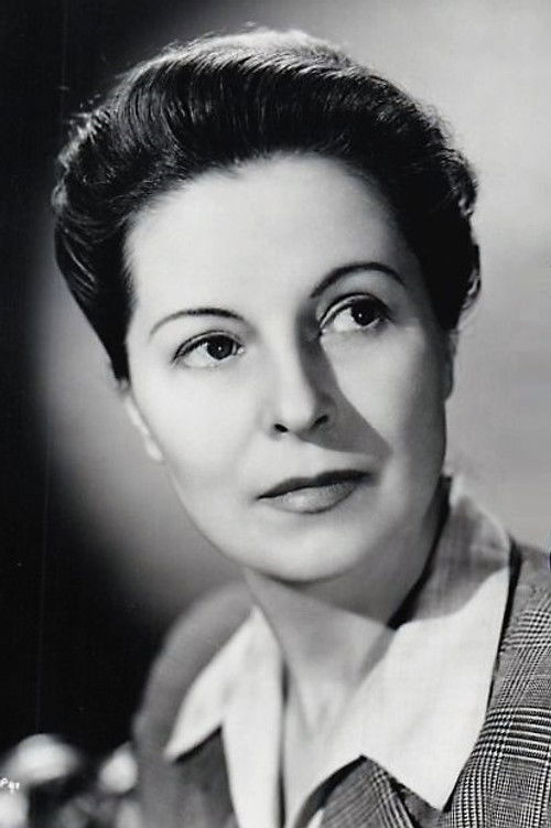 Photo of Nora Swinburne