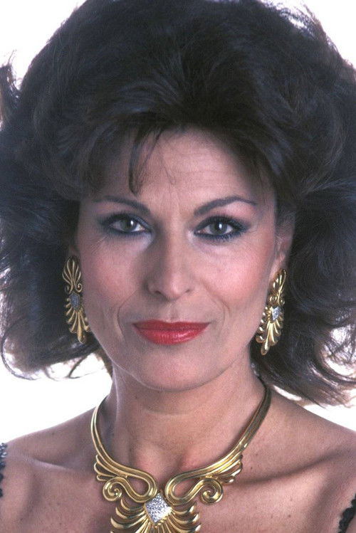 Photo of Elizabeth Teissier