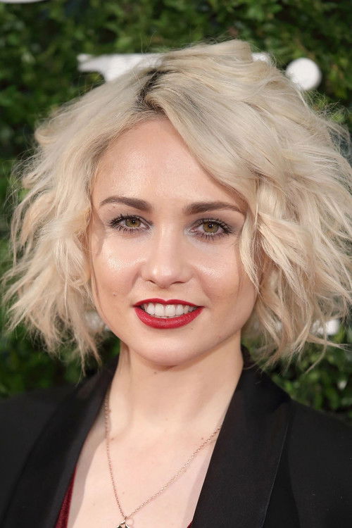 Photo of Tuppence Middleton