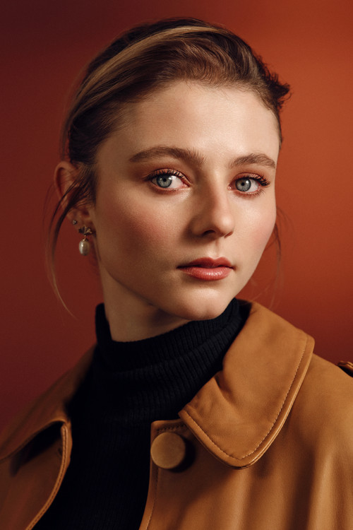 Photo of Thomasin McKenzie