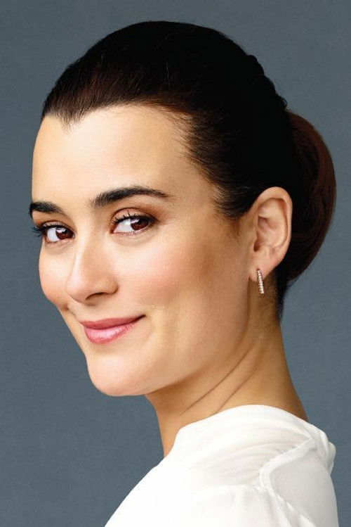 Photo of Cote De Pablo