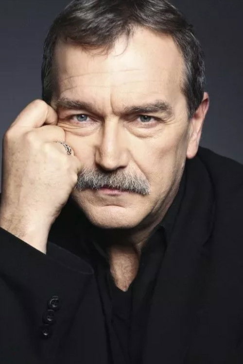 Photo of Cem Kurtoğlu