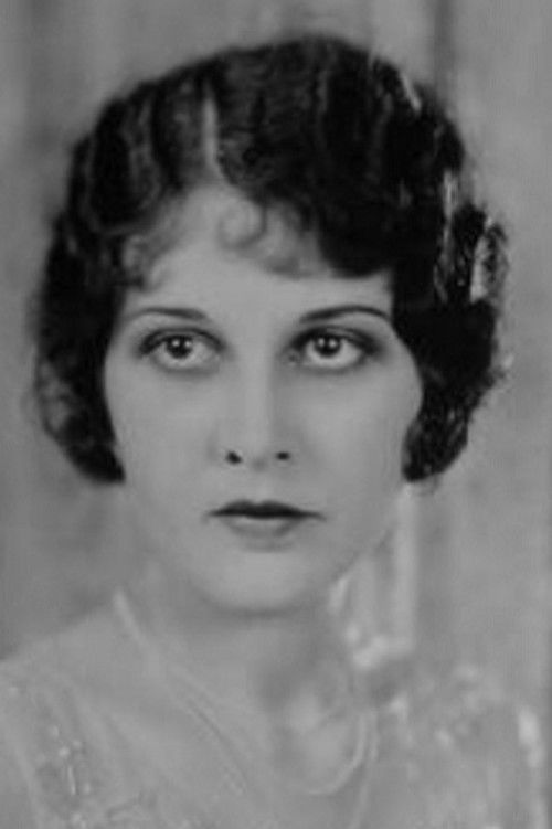 Photo of Lorraine Eason