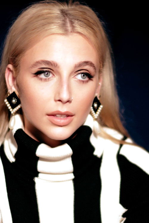 Photo of Emma Chamberlain