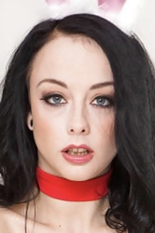 Photo of Alessa Savage