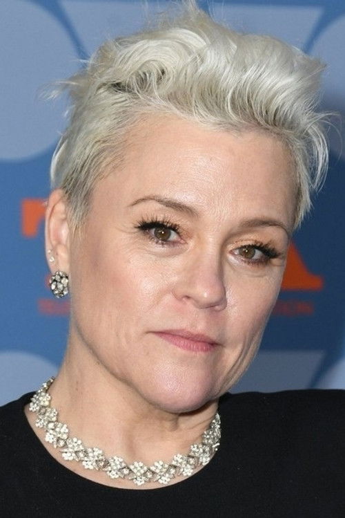 Photo of Christine Elise