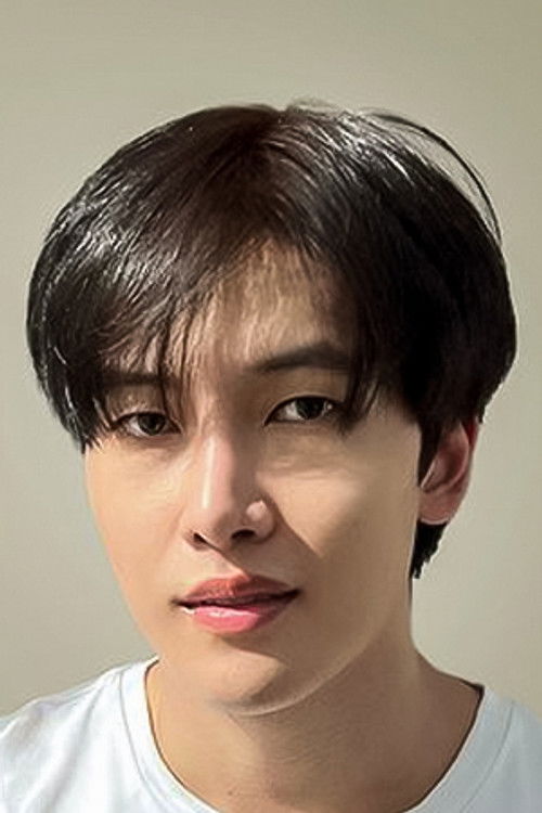 Photo of Thapanawat Kaewbumrung