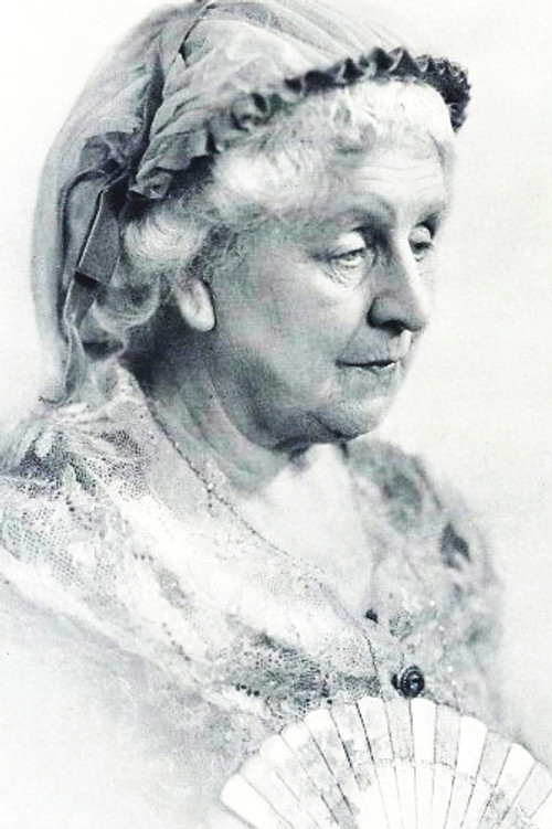 Photo of Margaret Mann