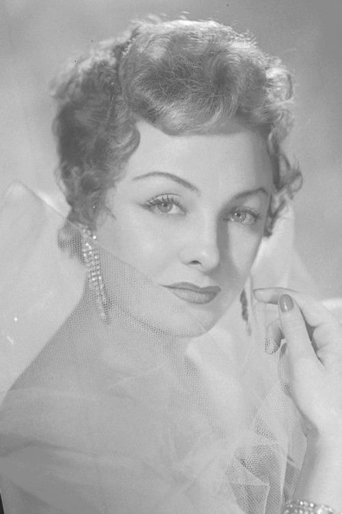 Photo of Gloria Lynch