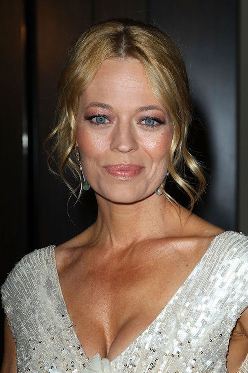 Photo of Jeri Ryan