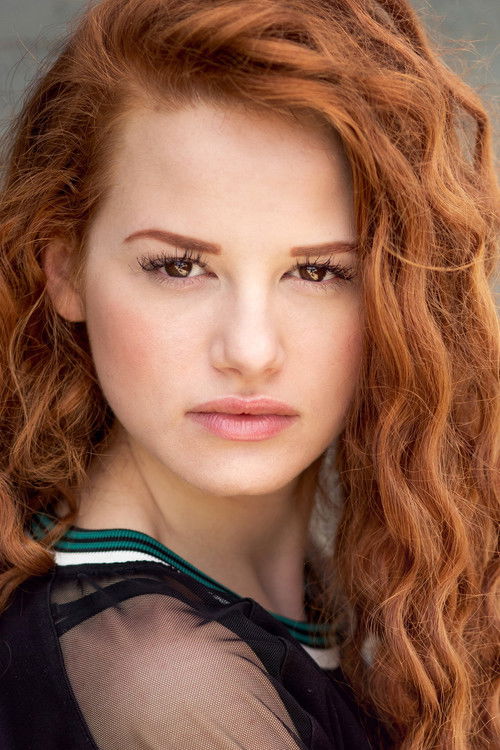 Photo of Madelaine Petsch
