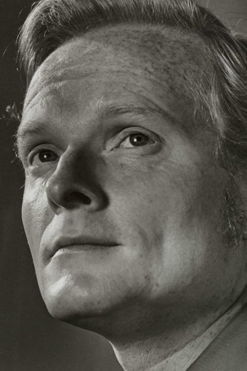 Photo of Robert Easton