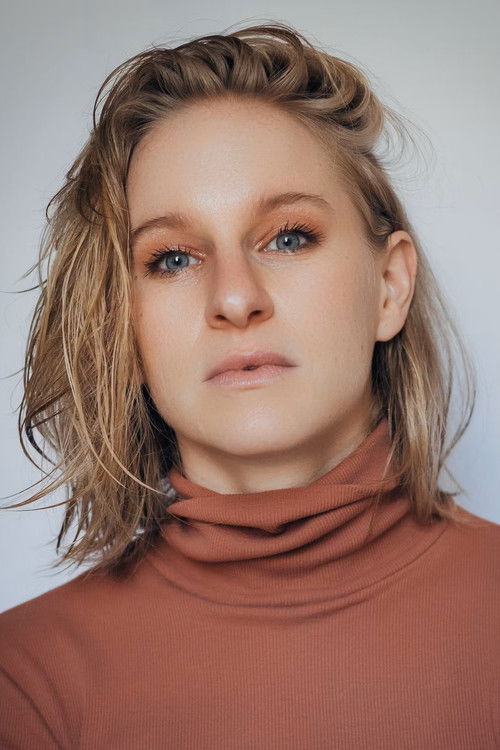 Photo of Claudia Artner