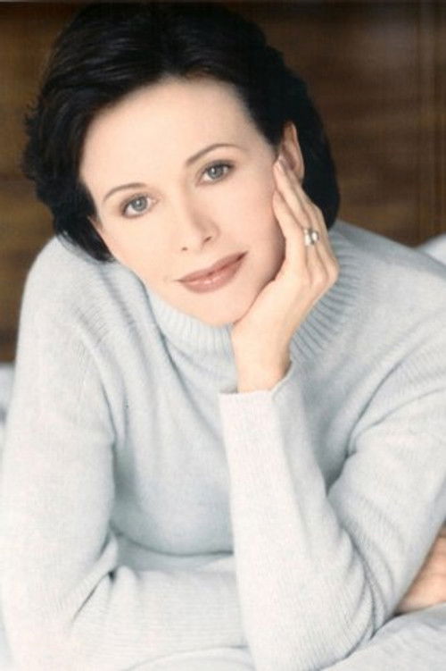 Photo of Leigh Lombardi