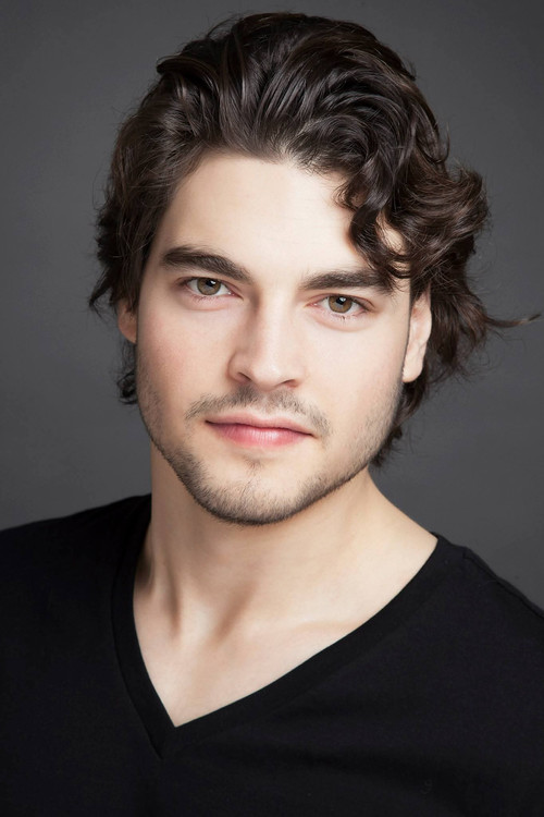 Photo of Akin Akinözü