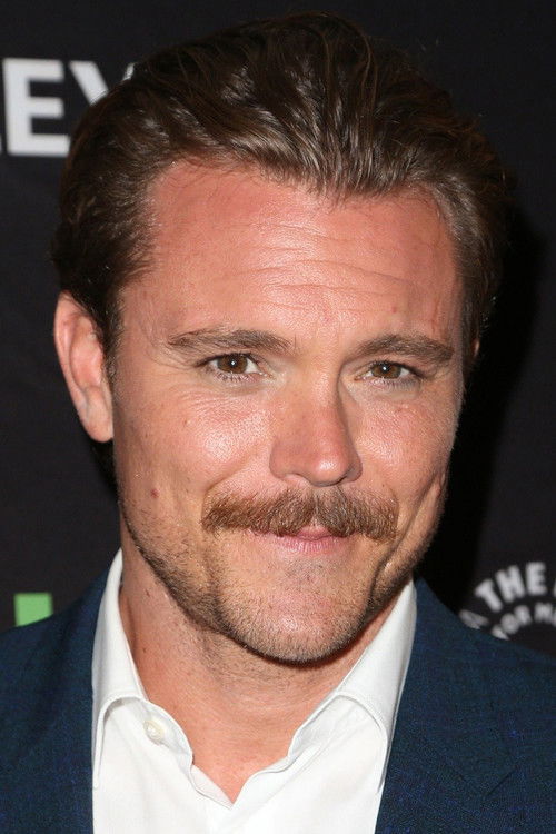 Photo of Clayne Crawford