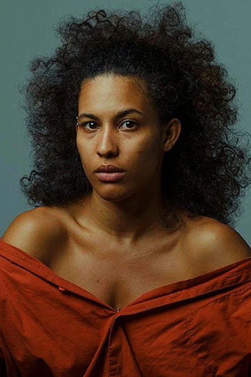 Photo of Isamara Castilho