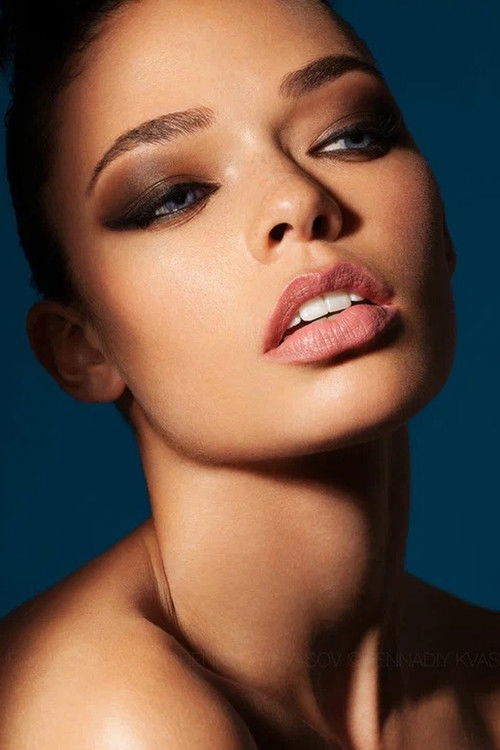 Photo of Kari Calhoun