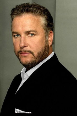 Photo of William Petersen