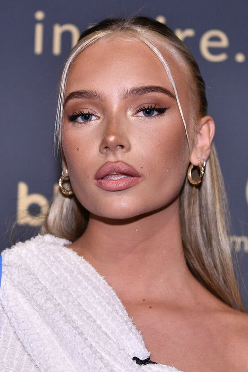 Photo of Emma Ellingsen