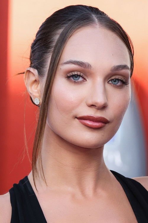 Photo of Maddie Ziegler