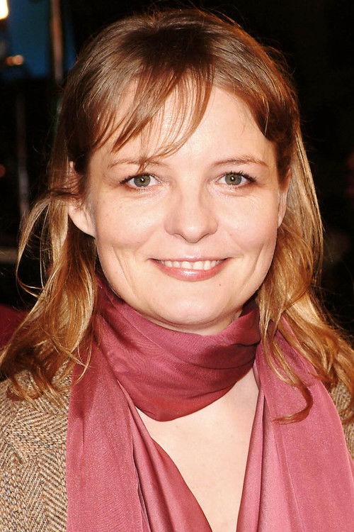 Photo of Cara Seymour