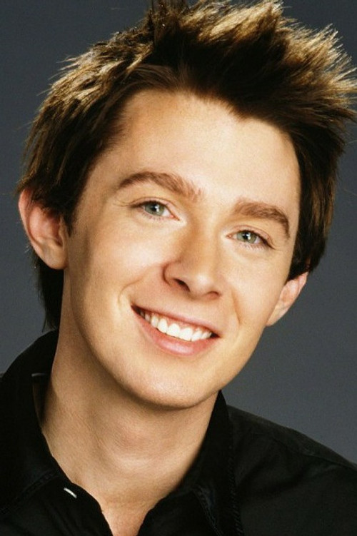 Photo of Clay Aiken