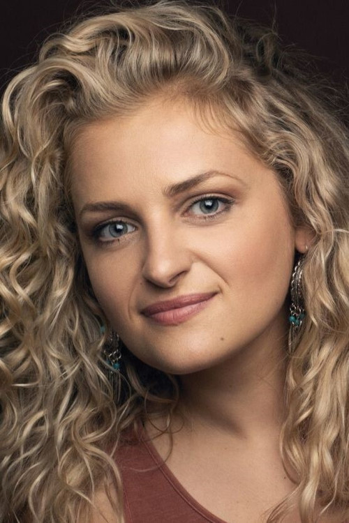 Photo of Ali Stroker