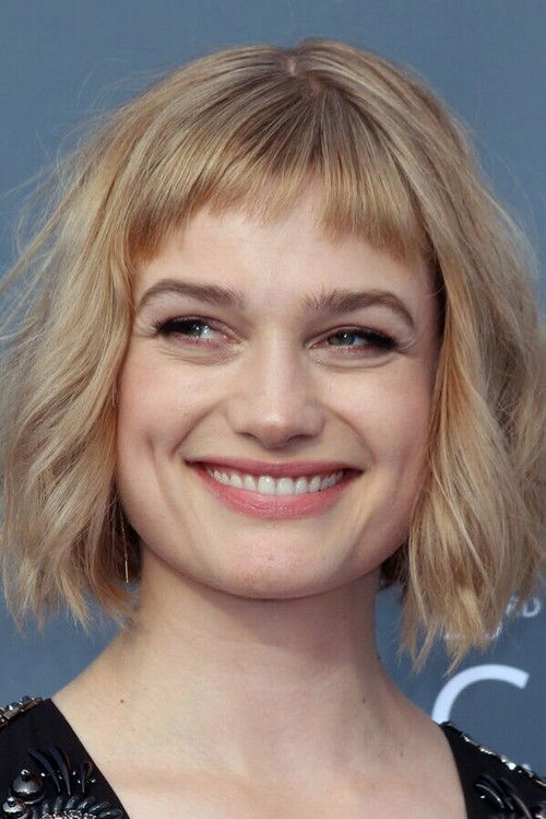 Photo of Alison Sudol