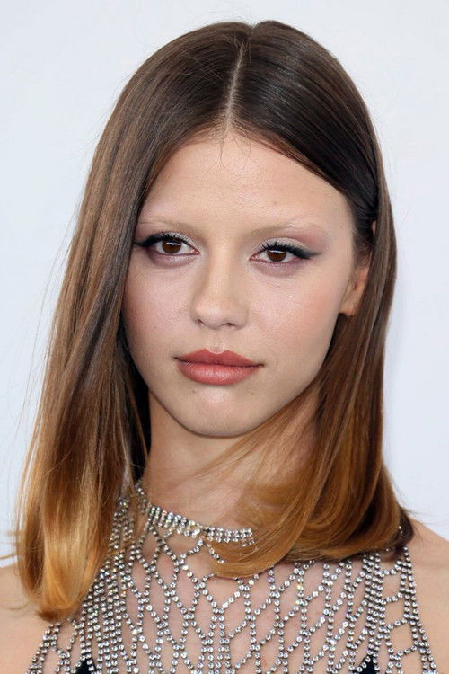 Photo of Mia Goth