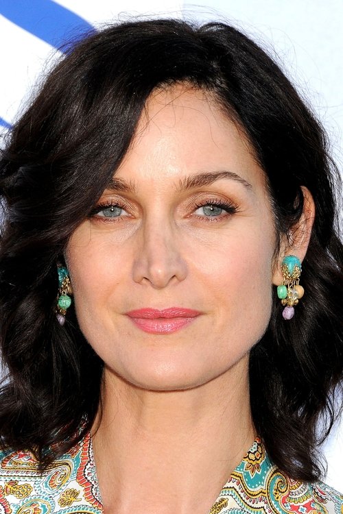 Photo of Carrie-Anne Moss