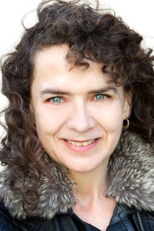 Photo of Michelle Archer