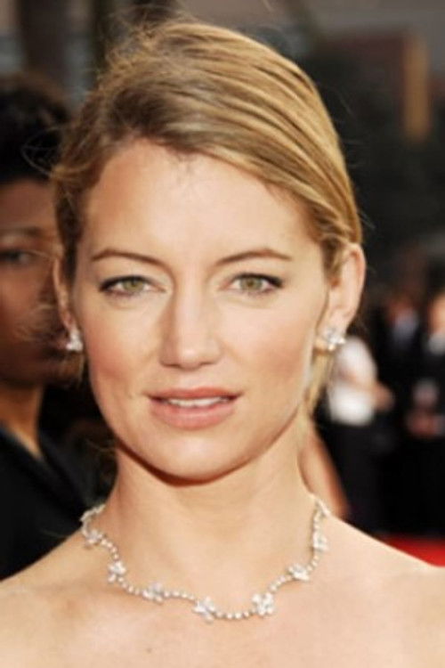 Photo of Cynthia Watros