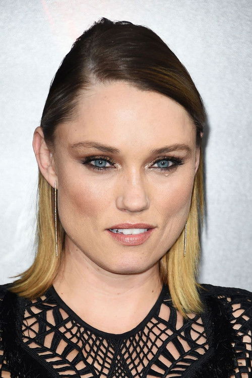 Photo of Clare Grant