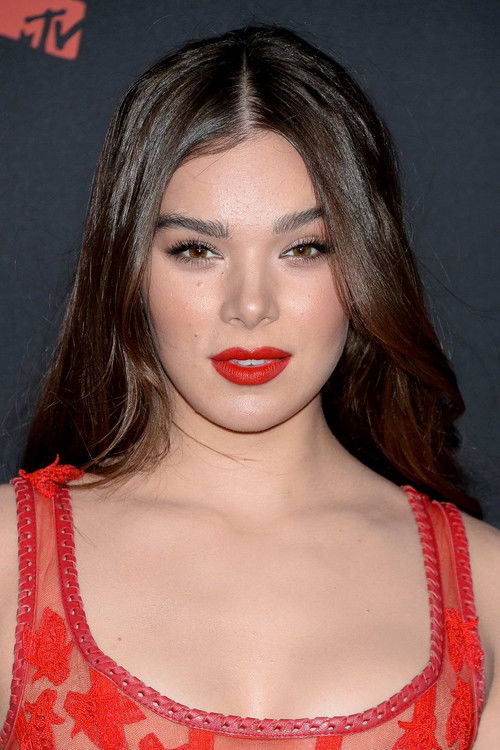 Photo of Hailee Steinfeld