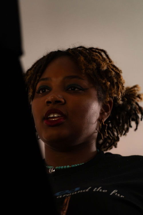 Photo of Yasmin J. Lee