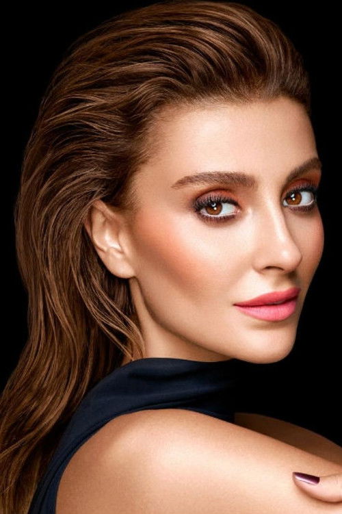 Photo of Özge Ulusoy